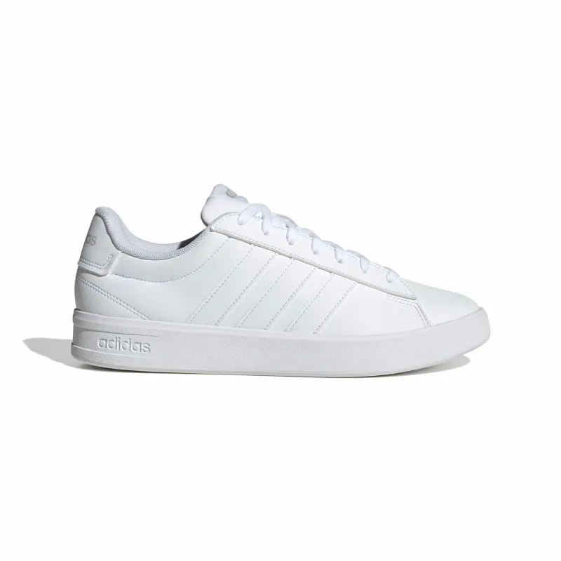 Sneakers iconiche adidas Grand Court 3.0